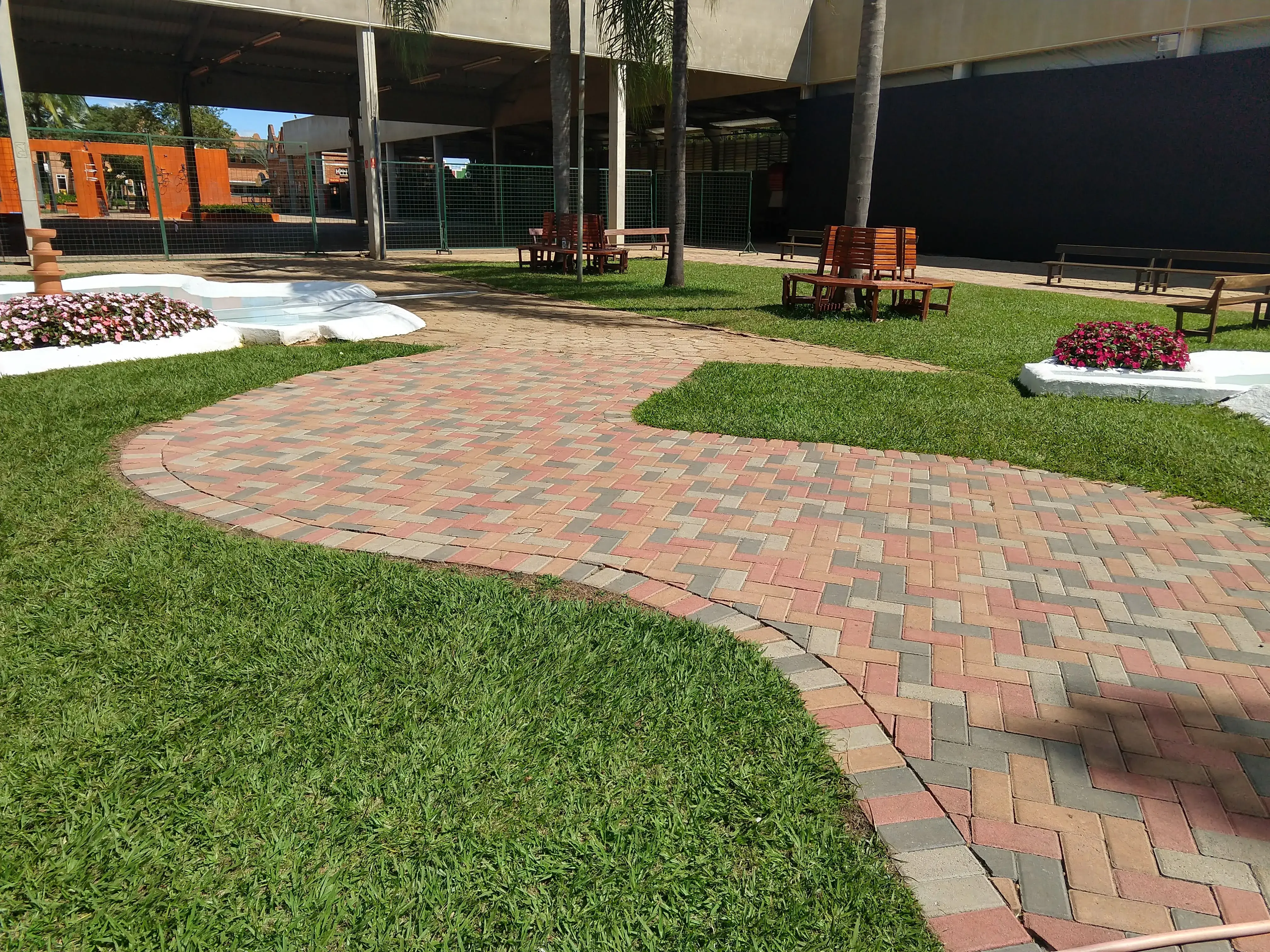 Piso Intertravado em Indaiatuba